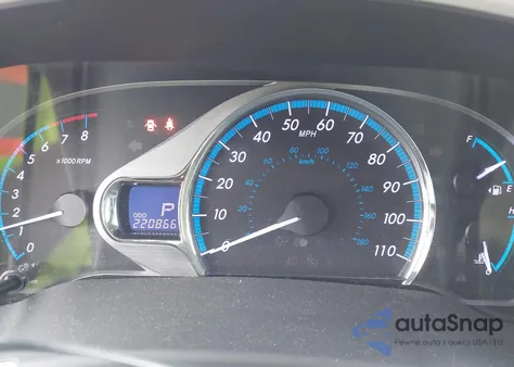 2011 Toyota Sienna Xle from USA, damaged, VIN 5TDYK3DC1BS057665